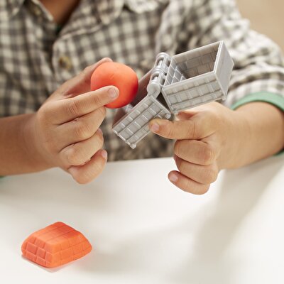 Play-Doh Çalışkan Vinç ve Forklift E5400
