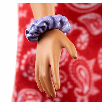 Barbie Büyüleyici Parti Bebekleri Pembe Saçlı GHW65