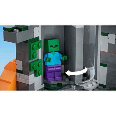LEGO Minecraft Zombi Zindanı 21587