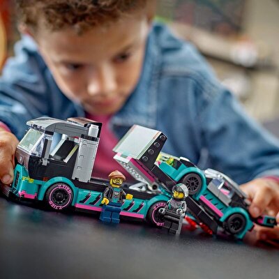 LEGO City Yarış Arabası ve Araba Taşıyıcı Kamyon 60406