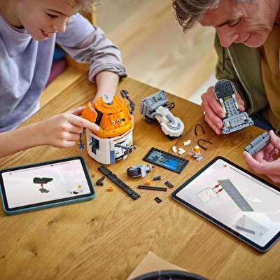 LEGO Star Wars: Ahsoka Chopper (C1-10P) Astromech Droidi 75416