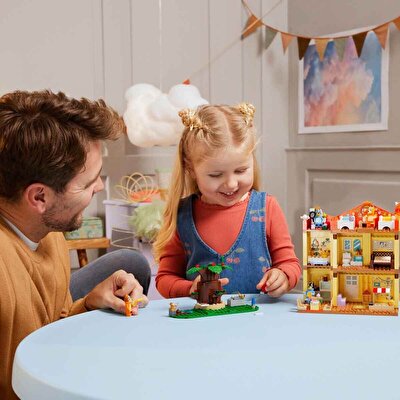 LEGO Bluey: Bluey’nin Aile Evi 11203