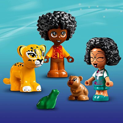 LEGO® Disney Antonio’nun Sihirli Kapısı 43200