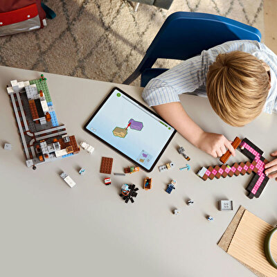 LEGO Minecraft Kazma Madeni 21277