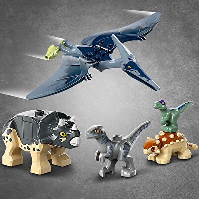 LEGO Jurassic World Yavru Dinozor Kurtarma Merkezi 76963