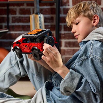LEGO Technic Ford Bronco SUV 42213