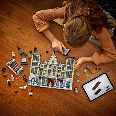 LEGO Harry Potter Malfoy Malikanesi 76453