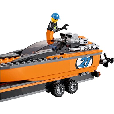 LEGO® City 4x4 with Powerboat