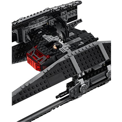LEGO® Star Wars Kylo Ren´in TIE Fighter´ı
