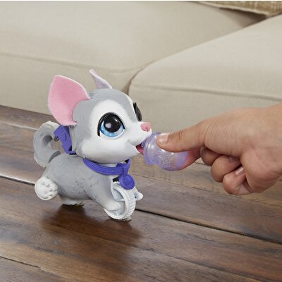 Furreal Yürüyen Çiş Yapan Minik Dostlarım Gri Köpek E8953