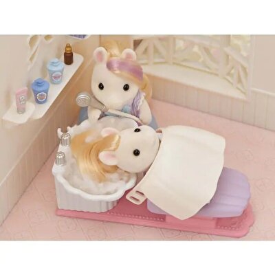 Sylvanian Families Pony'nin Şık Kuaför Salonu