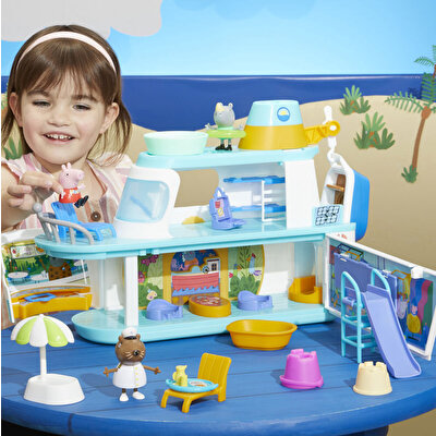 Peppa Pig Seyahat Gemi̇si̇ Oyun Seti̇