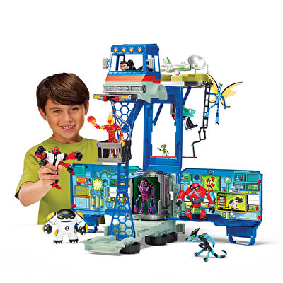 Ben 10 Rustbucket Deluks Oyun Seti