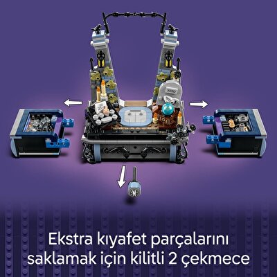 LEGO Wednesday Addams Figürü 76780