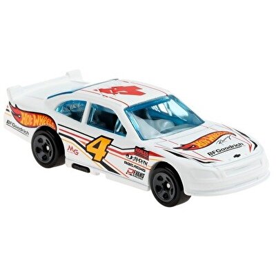 Hot Wheels Tekli Araba 2010 Chevy Impala GHF86