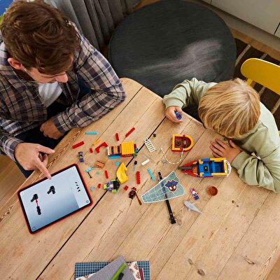 LEGO Marvel Spidey Takımı Korsan Gemisi 11208