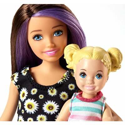 Barbie Bebek Bakıcılığı Oyun Seti Tuvalet Eğitimi Temalı FJB01