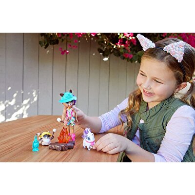 Enchantimals Bebekleri Kamp Ateşi Oyun Seti FJJ29