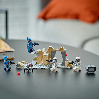 LEGO Star Wars: The Mandalorian Mandalore Pususu Savaş Paketi 75373