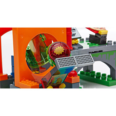 Mega Bloks TMNT Gizli Yeraltı Barınağı Oyun Seti 115 Parça