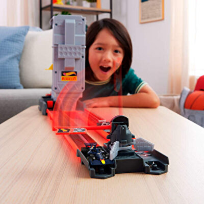 Hot Wheels RC Formula 1 Yarış Seti Grid Start JNN35