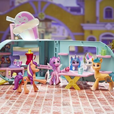 My Little Pony Sunny Starscout Smoothie Kamyonu F6339