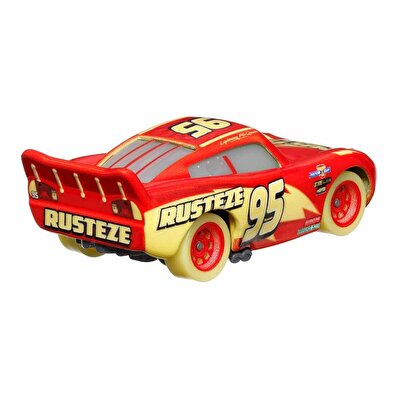 Cars Karanlıkta Parlayan Yarışçılar Tekli Karakter Araçlar Lightning Mcqueen HPG77