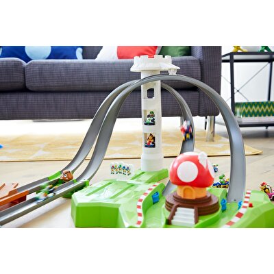 Hot Wheels Mario Kart Motorlu Çılgın Dönüş Parkuru Yarış Seti GCP27