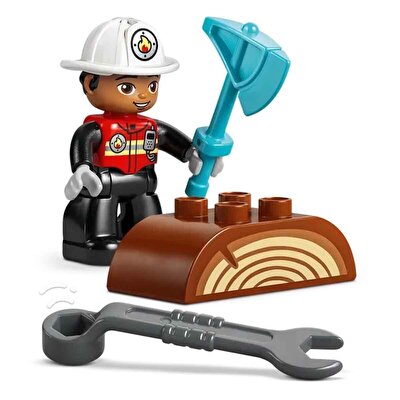 LEGO DUPLO Kasabası Hortumlu İtfaiye Aracı ve İtfaiyeci 10473