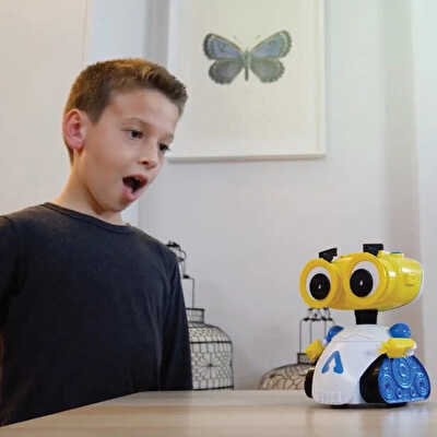 Xtrem Bots Yürüyebilen Kumandalı Fonksiyonlu Robot Andy