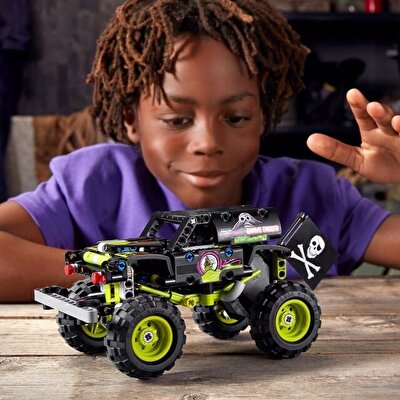 LEGO Technic Monster Jam Grave Digger 42118