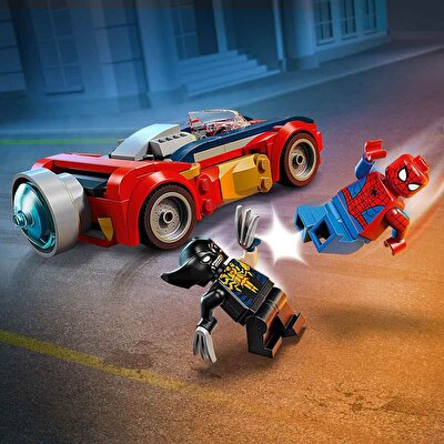 LEGO Marvel Örümcek Adam Arabası, Venomlaşmış Wolverine’e Karşı 76336