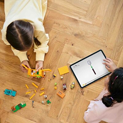 LEGO Animal Crossing Leif Karavan ve Bahçe Dükkanı 77054