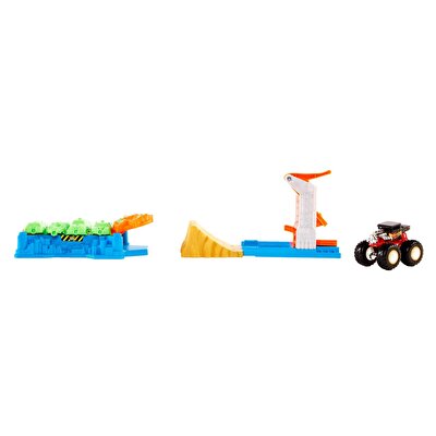 Hot Wheels Monster Trucks Fırlat ve Çarpış Oyun Seti GVK08