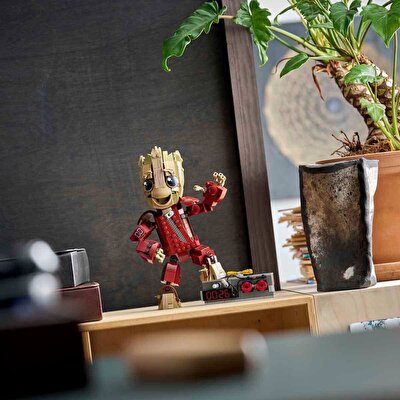 LEGO Marvel Yağmacı Tulumlu Groot 76341