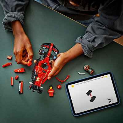 LEGO Speed Champions Ferrari SF-24 F1 Yarış Arabası 77242