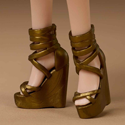 Barbie Signature Barbie Basics İkonik Koleksiyon Bebeği JJX25