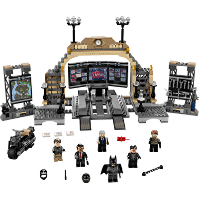 LEGO® DC Batman Batcave: Riddler Karşılaşması 76183