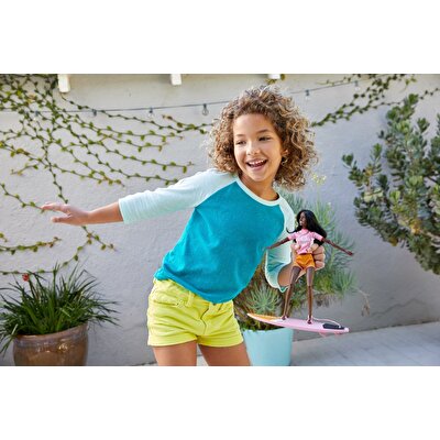 Barbie Olimpiyat Bebekleri Surfing GJL76