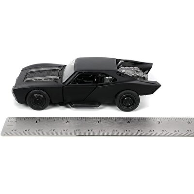 Jada Batmobile 2022 Comic Con Model Aracı ve Batman Figürü