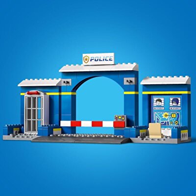 LEGO City Polis Merkezi Takibi 60370