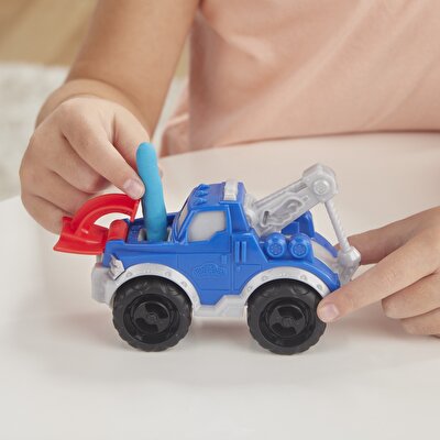 Play-Doh Çalışkan Çekici Kamyon E6690