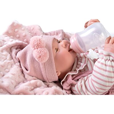 Antonio Juan Recién Nacida Mia Hace Pipí Con Manta