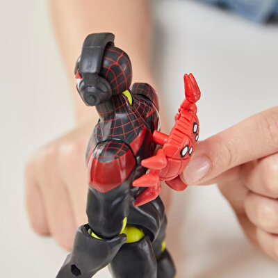 Marvel MixMashers Karıştır ve Eşleştir Aksiyon Figürü Miles Morales F9205