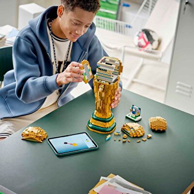 LEGO Editions FIFA Dünya Kupası Resmi Kupa 43020