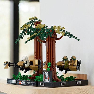 LEGO Star Wars Endor Hız Motoru Takibi Dioraması 75353