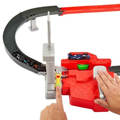 Hot Wheels Yarışları Formula 1 Temel Yarış Pisti JNN32