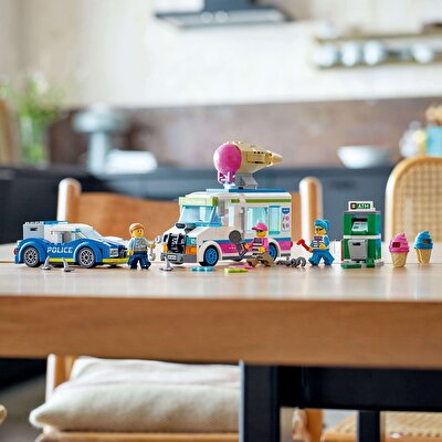 LEGO® City Dondurma Kamyonu Polis Takibi 60314