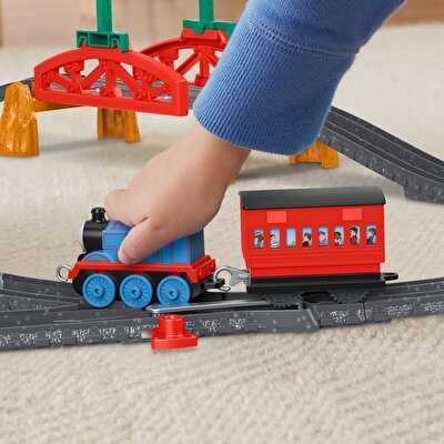 Thomas ve Arkadaşları Knapford İstasyonu GHK74