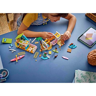 LEGO Friends Fok Balıklı Yazlık Ev 42699